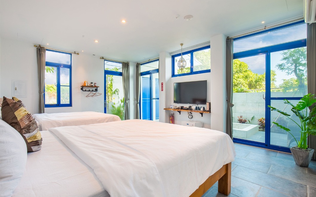 庭院泡湯四人房