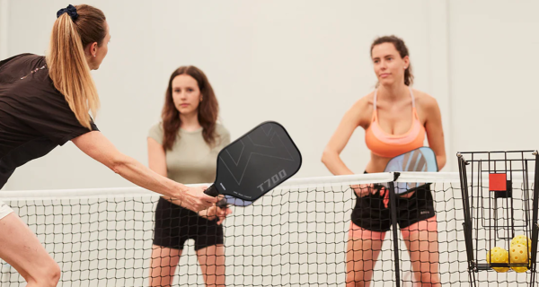 匹克球：一個人練功 · 一群人開賽！